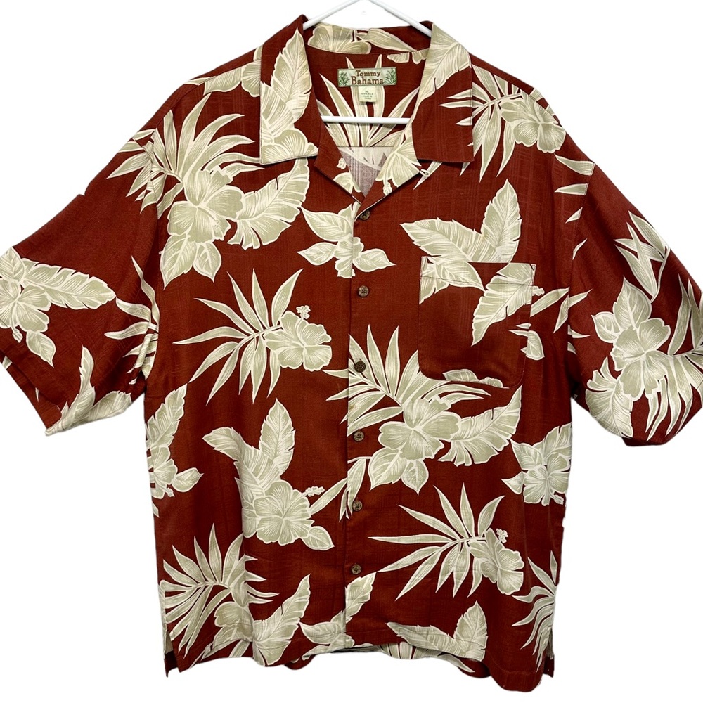 TOMMY BAHAMA Silk Shirt Size XL Short Sleeve Side Slit Button Down Leaves - Picture 1 of 11